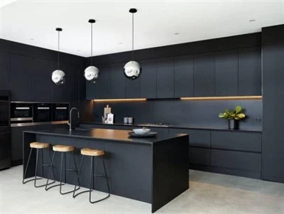 Meja Kuarsa Hitam: Hitam Solid vs Hitam Berurat untuk Dapur Proyek